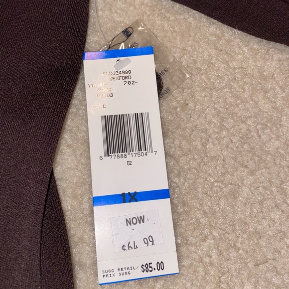 Women’s skirt and shirt - Picture 4 of 11